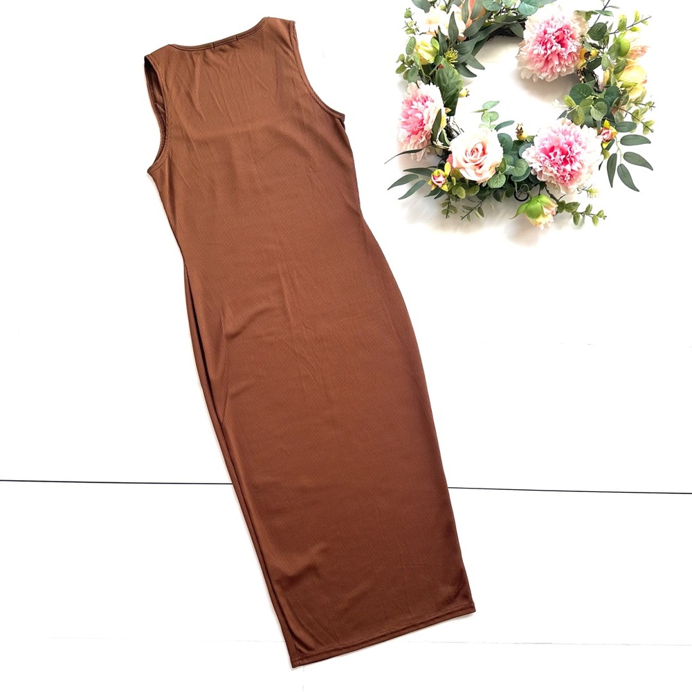 Boohoo Chocolate Ribbed Sleeveless Midi Dress and Duster Matching Set - Picture 14 of 15